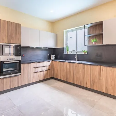 Holiday home Celestina *