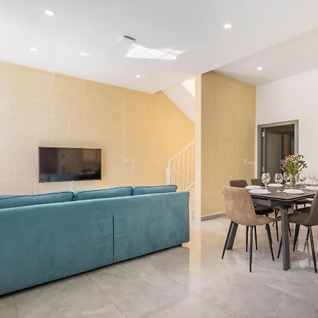 Celestina Holiday home *